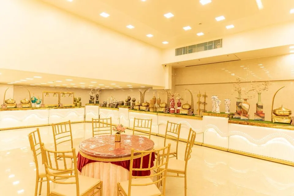 Banquet Hall with Catering Menu in Airoli